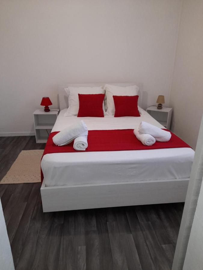 Apartamento Chez Lucile Et Gilbert Bouillante Exterior foto